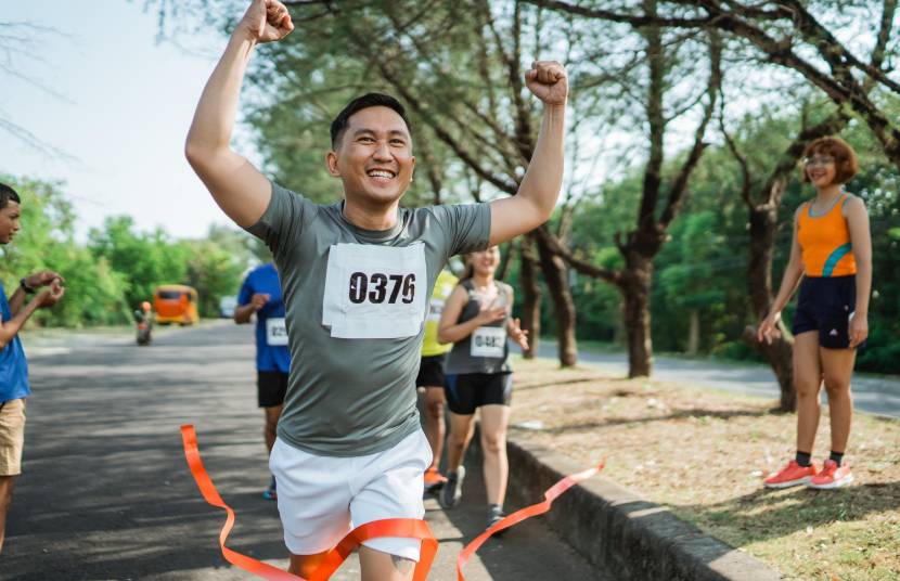Thumbnail berita: Badan Butuh Jeda, Target Tetap Jalan! Simak Tips Cross Training Pasca Surabaya Medic Air Run 2025